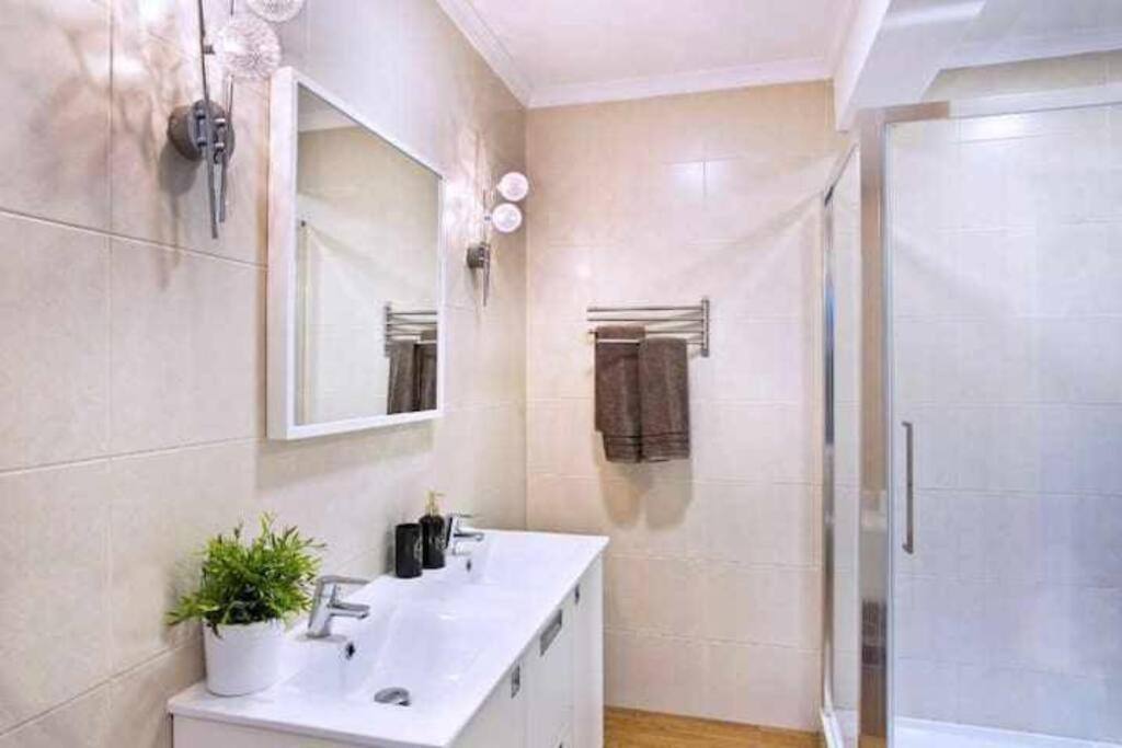 Best Location Apartment In Marbella. Beachfront!! מראה חיצוני תמונה